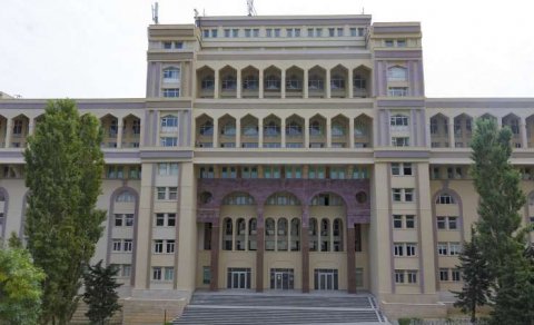 ATU-nun ingil dili təlimi ilə bağlı tenderi ləğv edildi