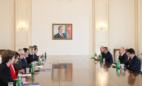 Prezident Kaya Kallas və Feridun Sinirlioğlunu qəbul etdi - YENİLƏNİB