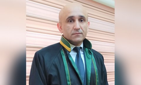 Bakı bulvarında gəzintiyə çıxan vəkil qəfil öldü - FOTO