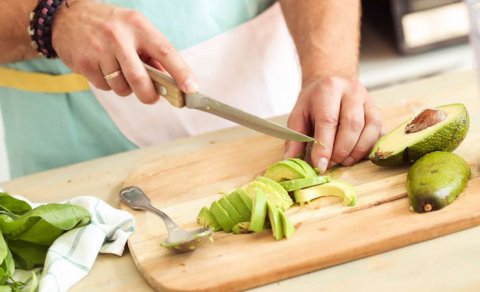 Kimlər avokado yeyə bilməz?
