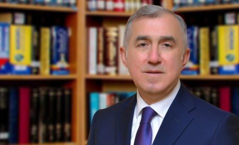 Nazir müavini işdən çıxarıldı
