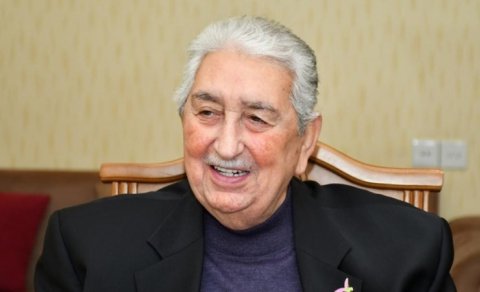 Xalq artistinə Heydər Əliyev Mükafatı verildi