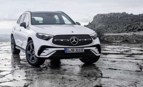"Mercedes" Trampa görə ən populyar krossoverinin istehsalını ABŞ-a köçürəcək