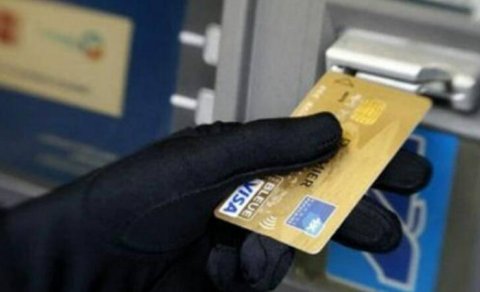 Banklar bankomatlara qəpik qoymaqda maraqlı deyil