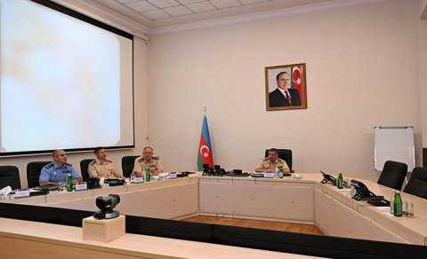 Müdafiə naziri: İlham Əliyev Azərbaycan Ordusunun fəaliyyətindən razıdır