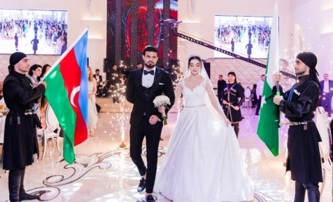 Sevgi və məntiq: Pakistanlı Əli və azərbaycanlı Nərgiz necə evlənib?