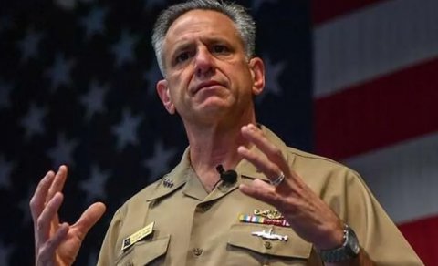 Amerikalı admiral 355 minlik korrupsiyada günahkar bilindi - 30 ilədək həbs