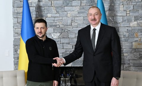 Zelenski İlham Əliyevi təbrik etdi