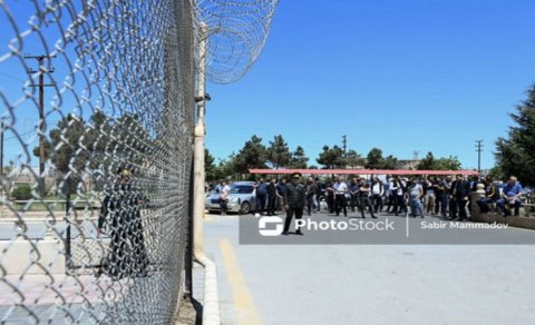 
Kürdəmirin sabiq icra başçısı ilə həbs olunan şöbə müdiri əfv edildi