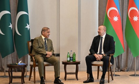 Laçında İlham Əliyevin Şahbaz Şəriflə məhdud tərkibdə görüşü keçirildi - YENİLƏNİB