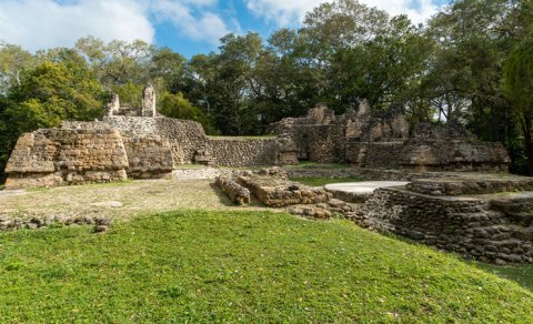 Qvatemalada 3000 illik naməlum Maya şəhəri tapıldı