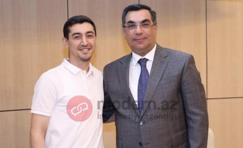 Əsgərlikdən yeni gəldi, dekan müavini təyin edildi