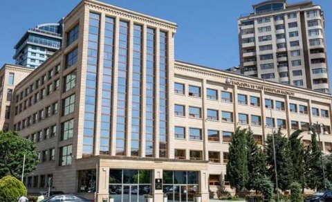 Nazirliyə məxsus yük maşını hərraca çıxarılır