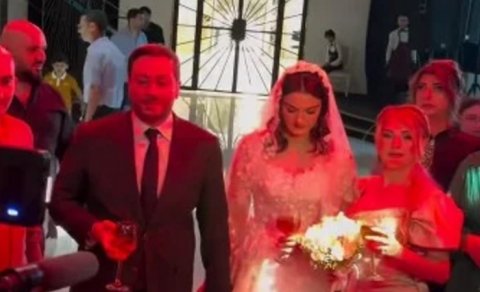 Azərbaycanlı aktrisa rejissorla evləndi - FOTO/VİDEO