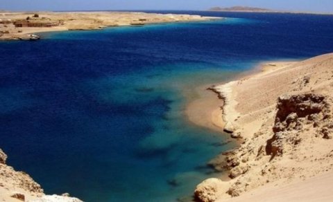 Alimlər Musanın Qırmızı dənizi necə iki yerə ayırdığını elmi baxımdan izah etdi