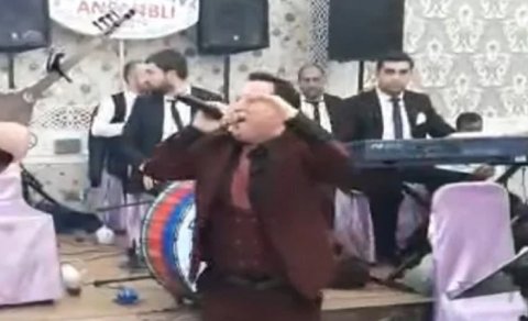 Toyda mahnı üstündə dava - Müğənni və qardaşı saxlanıldı