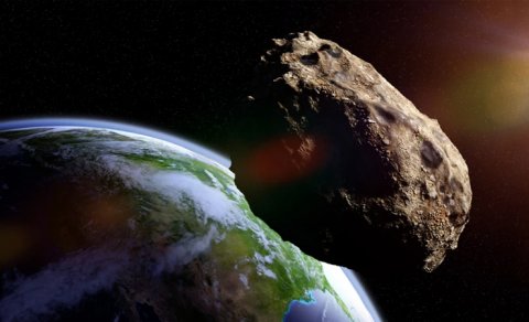 Yeni dərəcə açıqlandı: Nəhəng asteroidin Aya dəymə ehtimalı artır