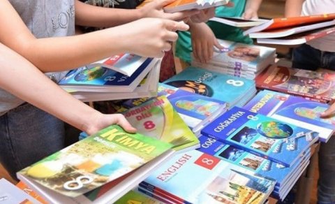 Dövlət büdcəsindən 13 milyon ayrıldı - Şagirdləri çaşdıran dərsliklər yenilənir?
