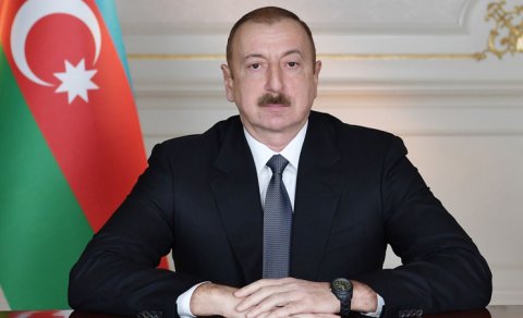 Prezident simpozium iştirakçılarına müraciət etdi