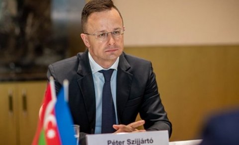 Macarıstan İrandakı səfirliyini Bakıya köçürdü
