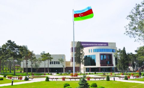 İcra hakimiyyətinə məxsus iki avtomobil hərracda satılacaq