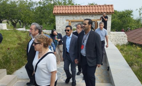 Diplomatik korpusun nümayəndələri Şuşa şəhəri ilə tanış olublar - FOTO