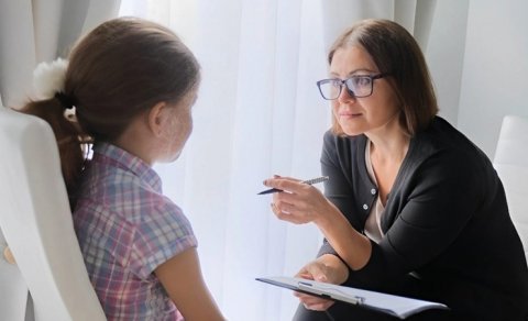 Nə üçün məktəb psixoloqlarına qarşı münasibət birmənalı deyil?
