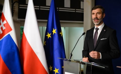 Slovakiya Rusiyaya qarşı sanksiyaları dəstəkləmək üçün 20 milyard avro tələb edir