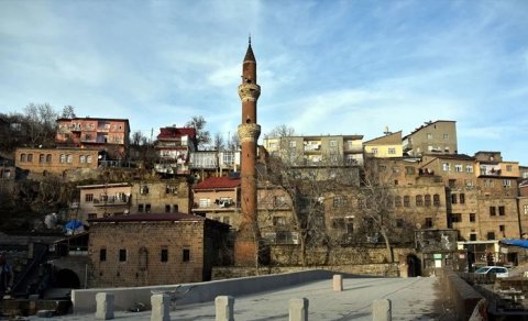 Tarixlə təbiətin qovuşduğu anadolu incisi Bitlis
