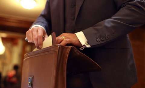 Bakıda icra başçısı birinci müavinini işdən çıxardı