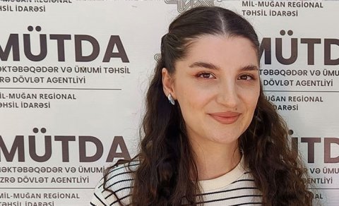 İnformatika müəllimi sertifikasiyada 60 bal topladı
