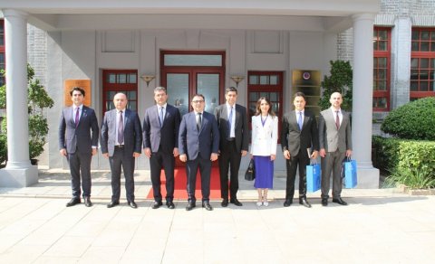 MEDİA nümayəndə heyəti Sinxua xəbər agentliyində oldu - FOTO