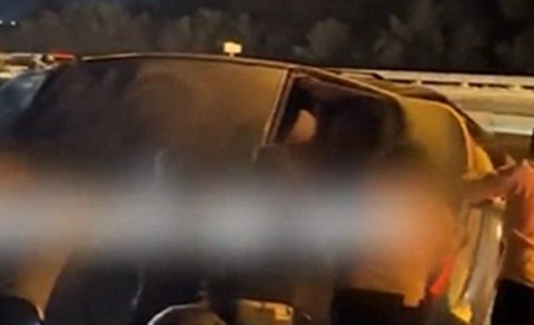 Aeroport yolunda maşın aşdı: Ölən və yaralananlar var - VİDEO