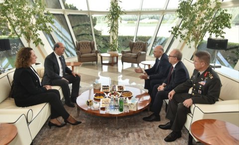 Şimali Kipr Prezidenti Azərbaycana gəldi - FOTO