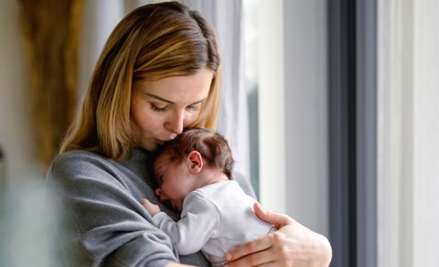 Alimlər bəzi körpələrin davamlı ağlamasının səbəbini açıqladı