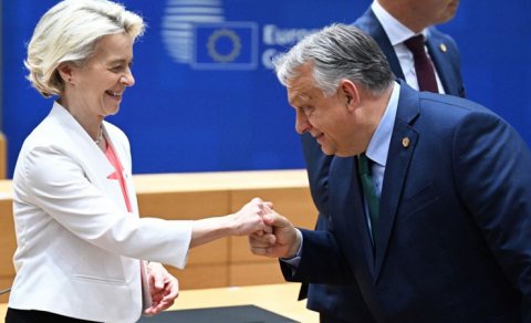 Viktor Orban AK sədrini istefaya çağırdı