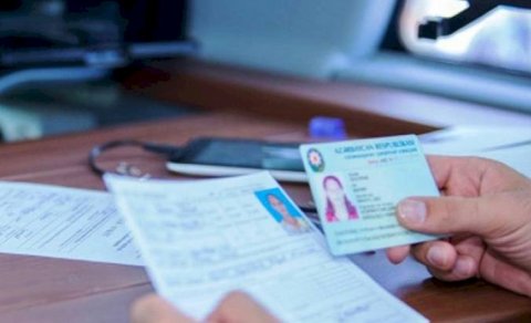 Bu il neçə nəfər adını dəyişdirib?