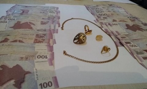 Xalasının evindən oğurladığı pulları əyləncəyə xərcləyibmiş