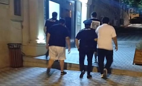 Şəhidlər xiyabanında qeyri-etik videolar çəkən əcnəbilərə cinayət işi başlanıldı