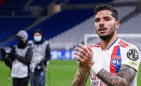 
Braziliya millisinin sabiq futbolçusu “Turan Tovuz”a keçdi