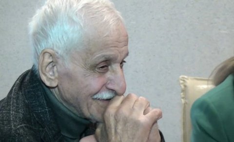 Arif Əbdüloğlu vəfat etdi