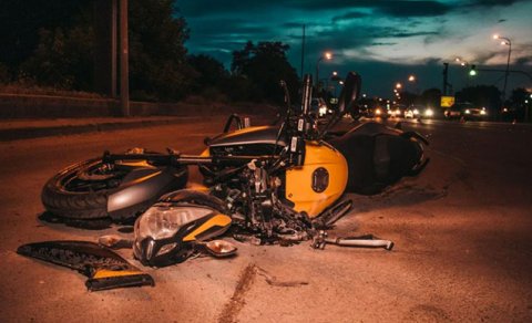 30 yaşlı motosikletçi qəzada öldü
