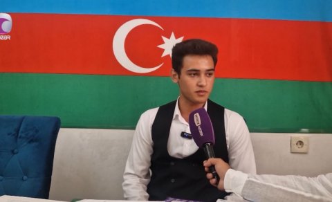 "Rəhbərlik telefona icazə vermirdi deyə cavabıma gec baxdım" - VİDEO
