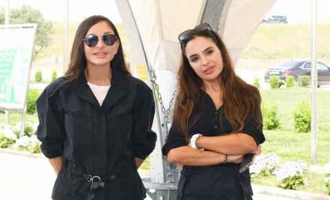 Leyla Əliyeva Mehriban Əliyevanın doğum günü münasibətilə paylaşım etdi