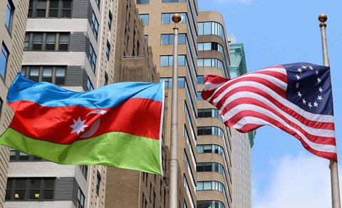 Göyüşovun Amerika səfirliyində yarım milyonluq yeyintisi...
