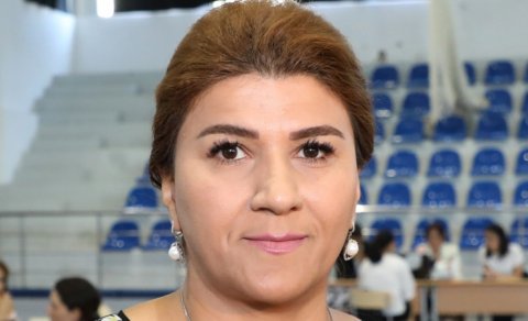 Əməkdar müəllimin ölkədən çıxışına "stop" qoyuldu