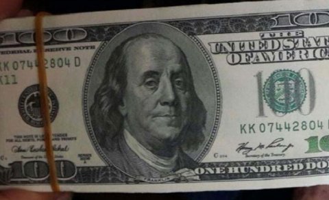 Sosial şəbəkədə saxta dollar satışı