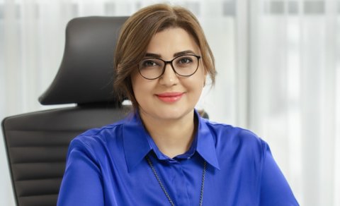 Komaya düşən baş həkimin vəziyyəti açıqlandı