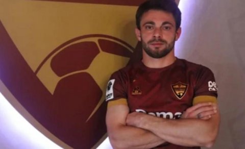 Azərbaycanlı futbolçu Cənubi Afrika klubunda
