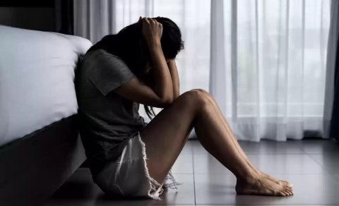 Depressiyaya düşən insanı ilk addımda necə yönləndirmək lazımdır?